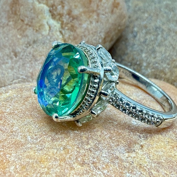 Jewelry - Peacock Quartz Triplet 7.90ctw Platinum Over 925 Sz 7 Ring
